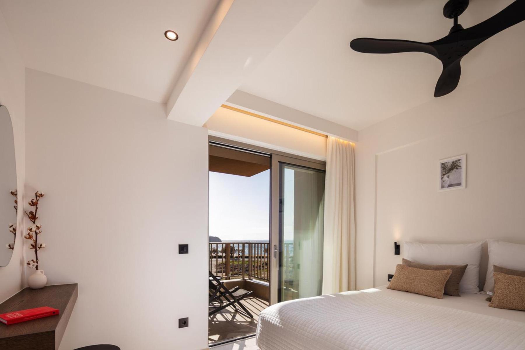 Ririka Beach Living, New Feel-At-Home Luxury Suites Plakias Exterior photo